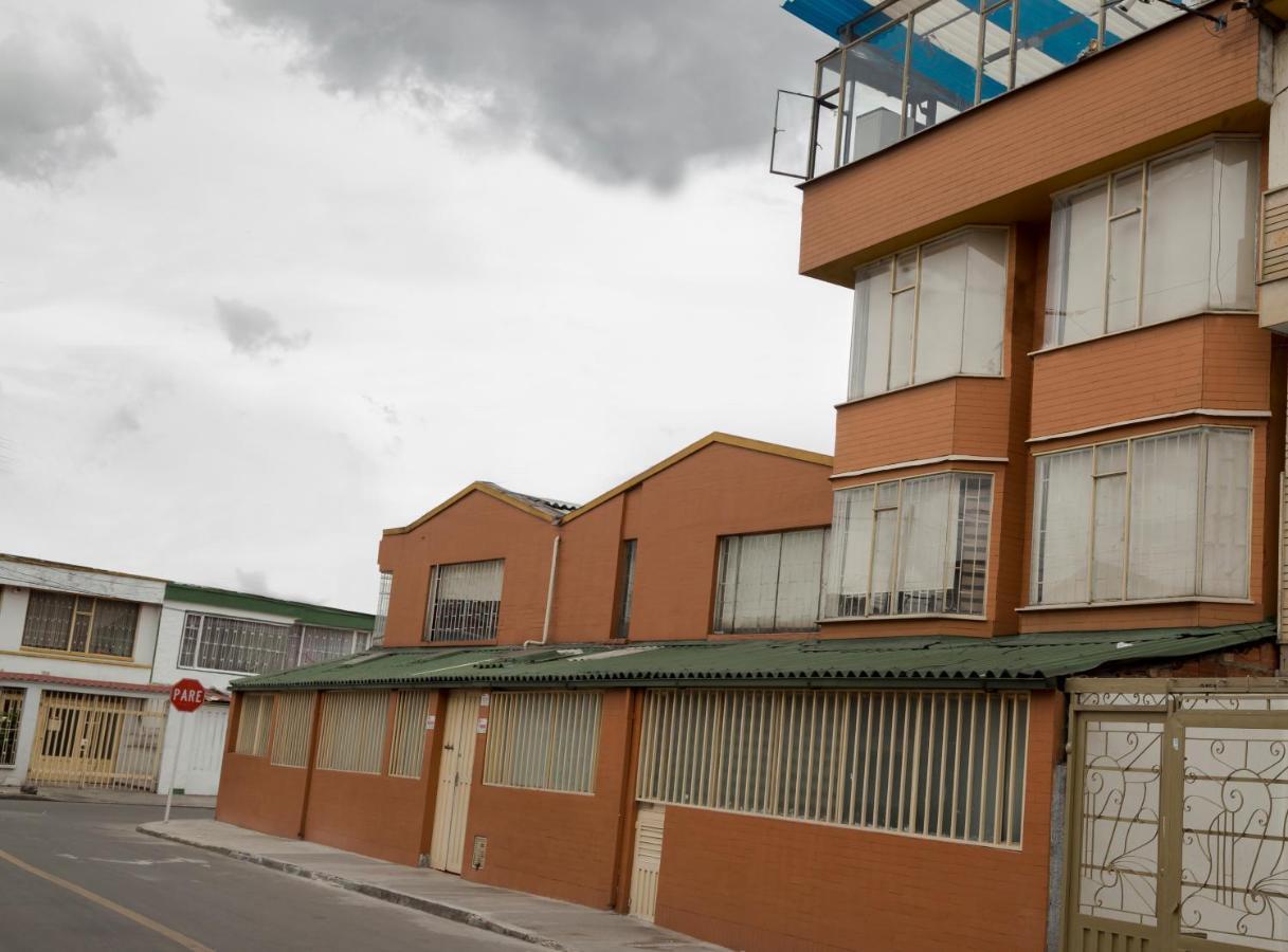 Deportel Bogotá Exteriör bild
