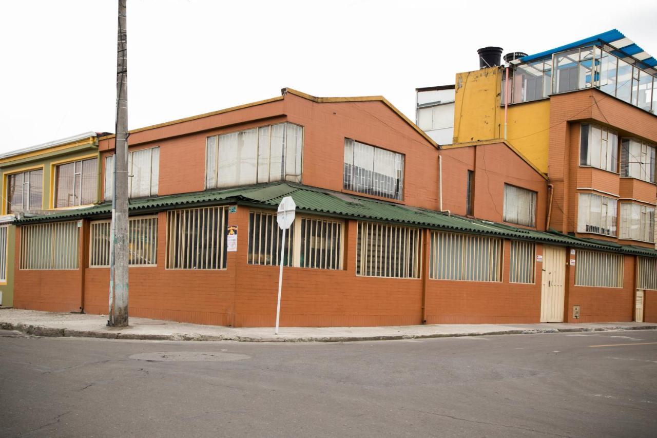 Deportel Bogotá Exteriör bild